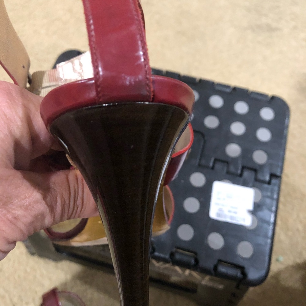 Sandals - Picture 4 of 7